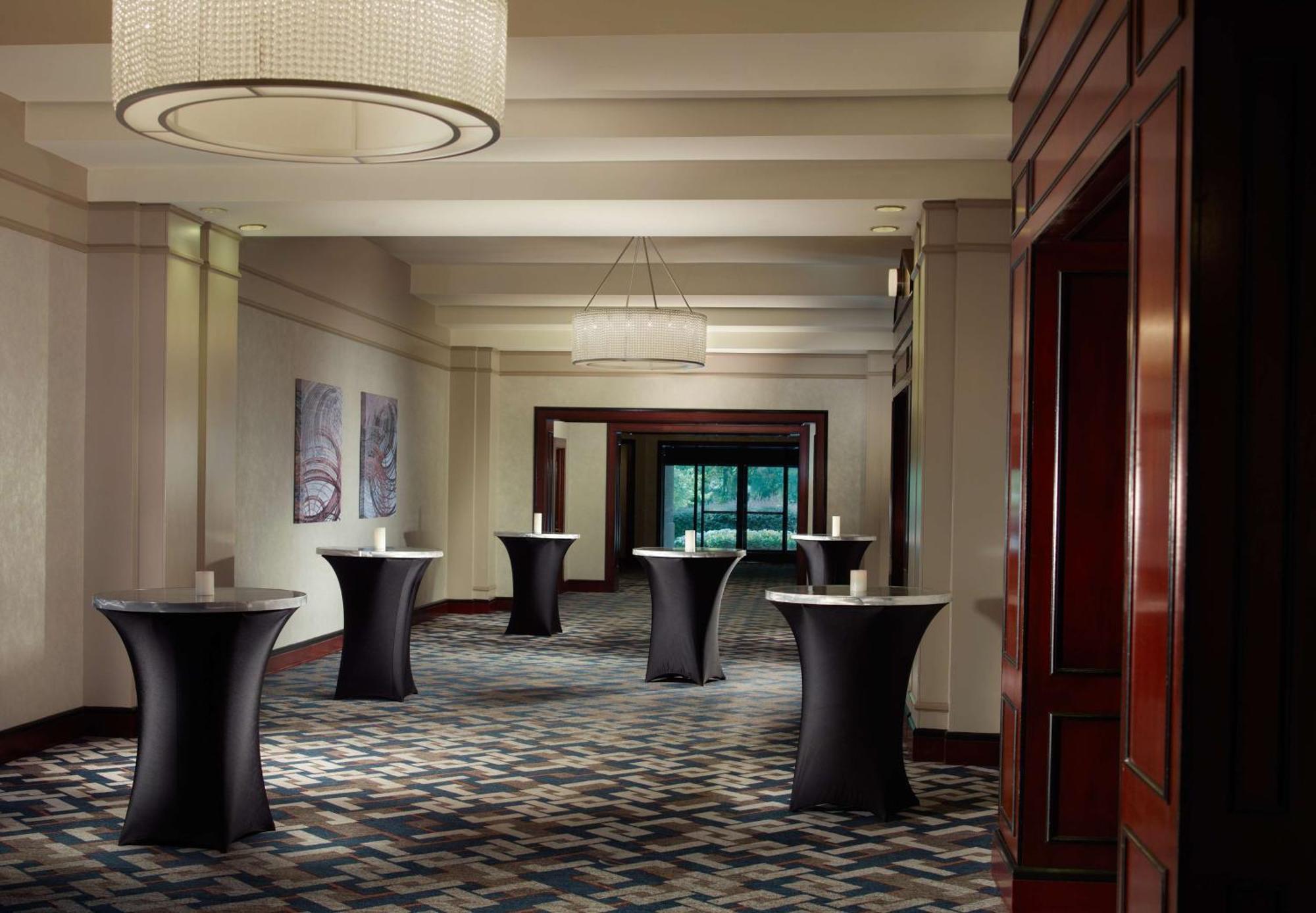 Hilton Atlanta Northeast Norcross Exterior foto